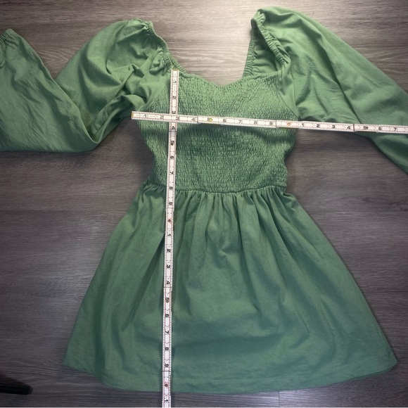FP Beach by Free People Green Puff Sleeve Smocked Mini Dress M - Picture 4 of 10